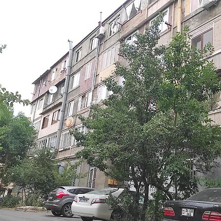 2 Bedroom Apartment, Quiet And Spacious Ереван Экстерьер фото